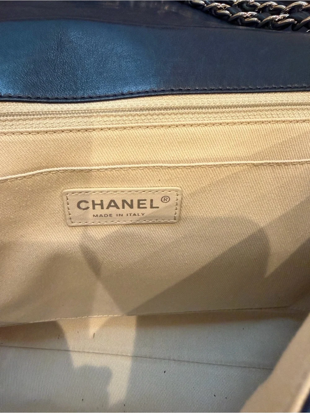 CHANEL classic quilted